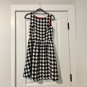 Jessica Simpson black and white dress, size 4